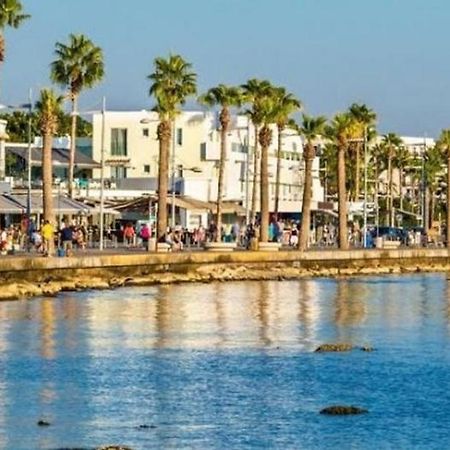 Paphos Poseidon 51 - Beachfront Two Bedroom Apartment מראה חיצוני תמונה